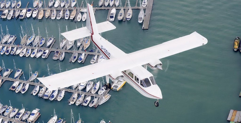 Chiếc máy bay cuối cùng mất tín hiệu và biến mất không dấu vết vào năm 2008: Một máy bay mất tích ở Tam giác quỷ chỉ vài năm trước, vào năm 2008, chứng minh rằng không gian bí ẩn này không có giới hạn. Chiếc Trislander 3 động cơ cất cánh từ Santiago đến New York (Mỹ) vào ngày 15/12/2008 với 12 người, đã biến mất khỏi radar sau khoảng 35 phút từ khi cất cánh. Vụ mất tích này là vụ cuối cùng diễn ra ở Tam giác quỷ Bermuda. Ảnh: Britten-Norman.