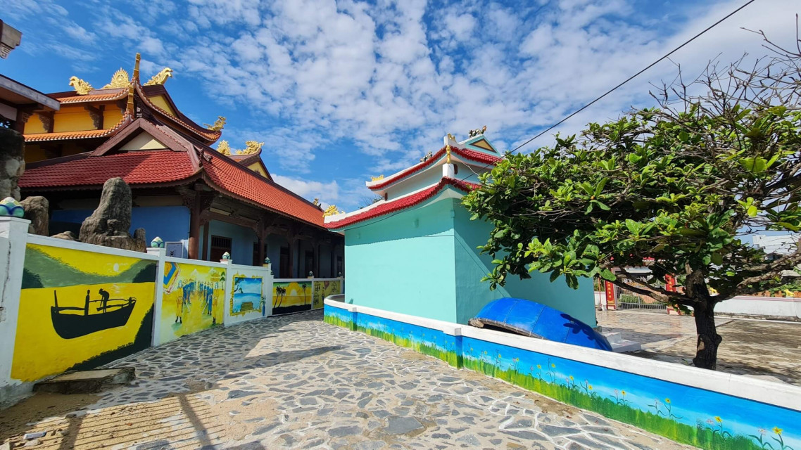 Làng chài Nhơn Lý sống động nhờ bích họa